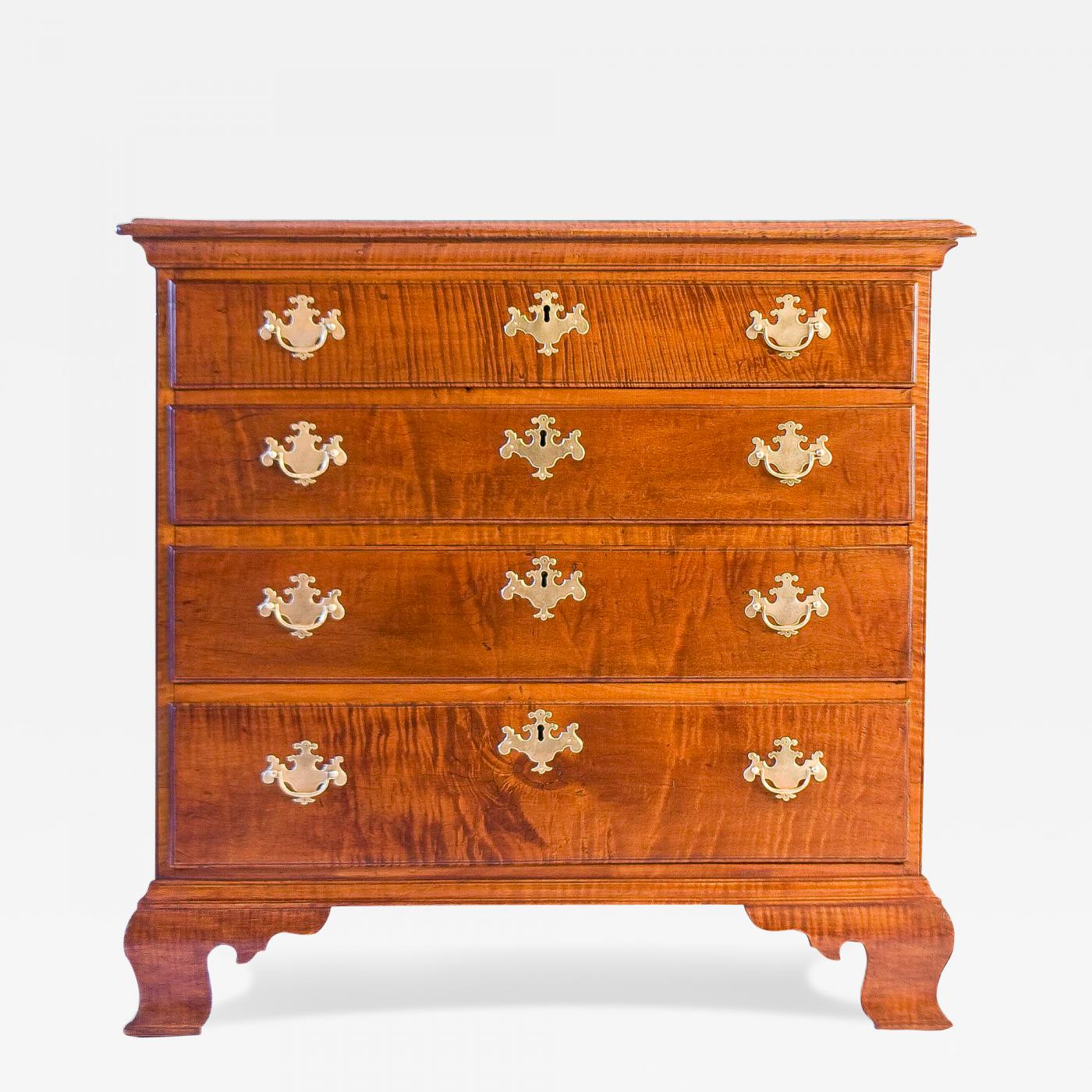 Tiger Maple Chippendale Chest Of Drawers