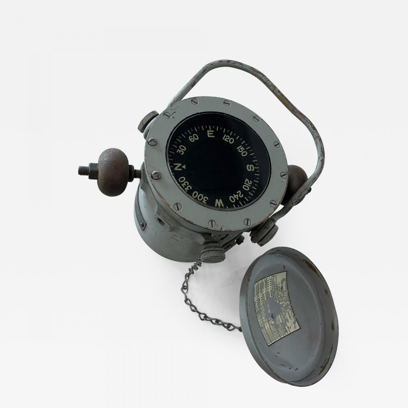 https://cdn.incollect.com/sites/default/files/zoom/US-Navy-Bureau-of-Ships-No-5-Mark-2-Boat-Compass-John-E-Hand-Sons-507569-2278896.jpg