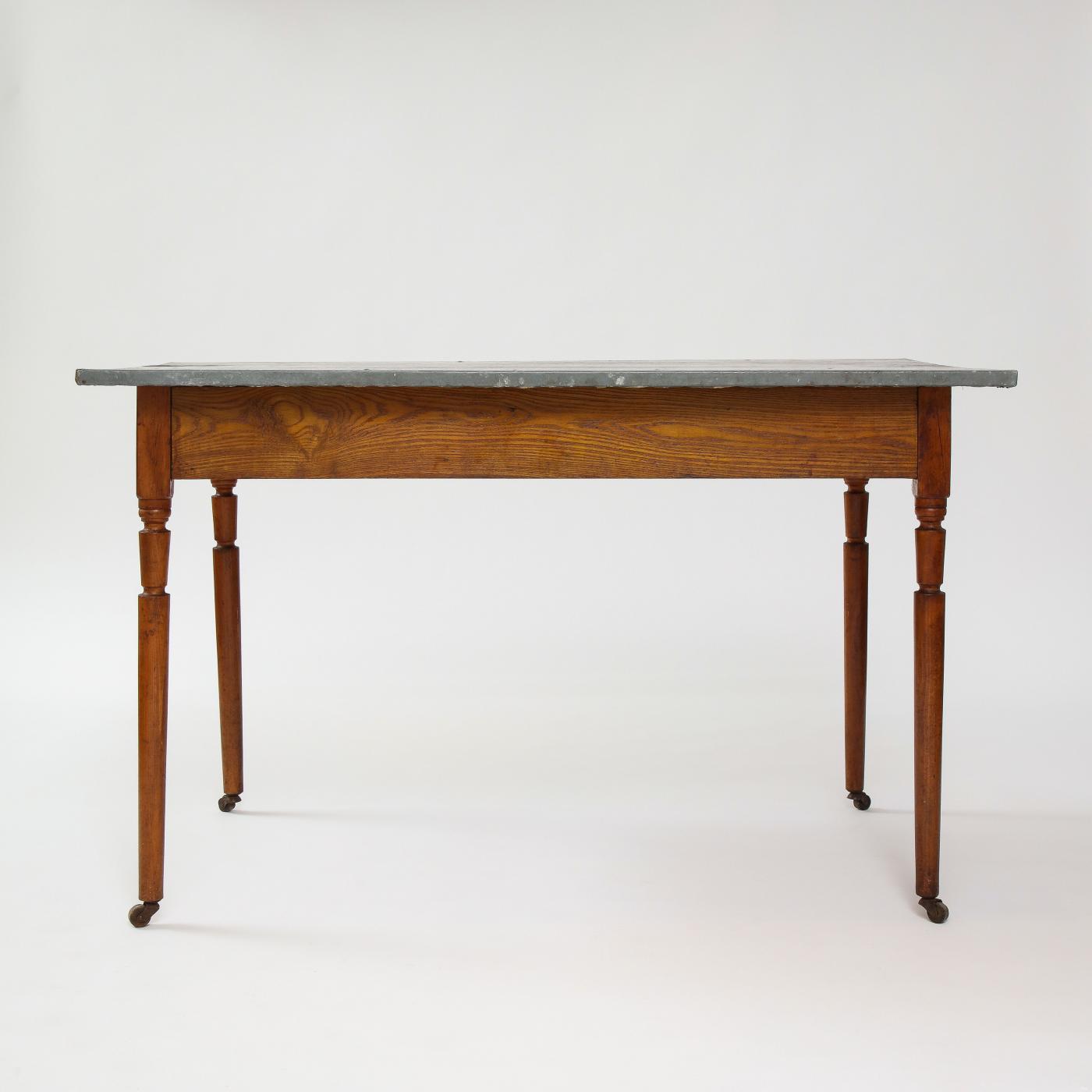 ZINCTOP TABLE WITH TURNED LEGS